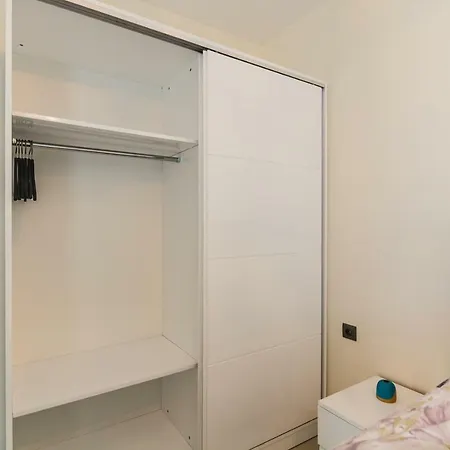 Sevenstars B 11 Apartman *